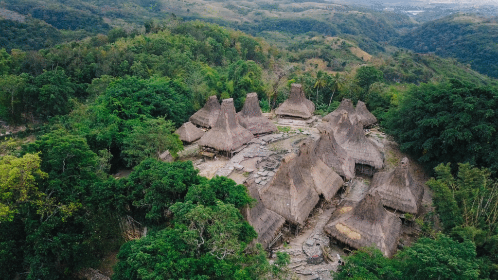 kampung adat totok kalada sumbadaya